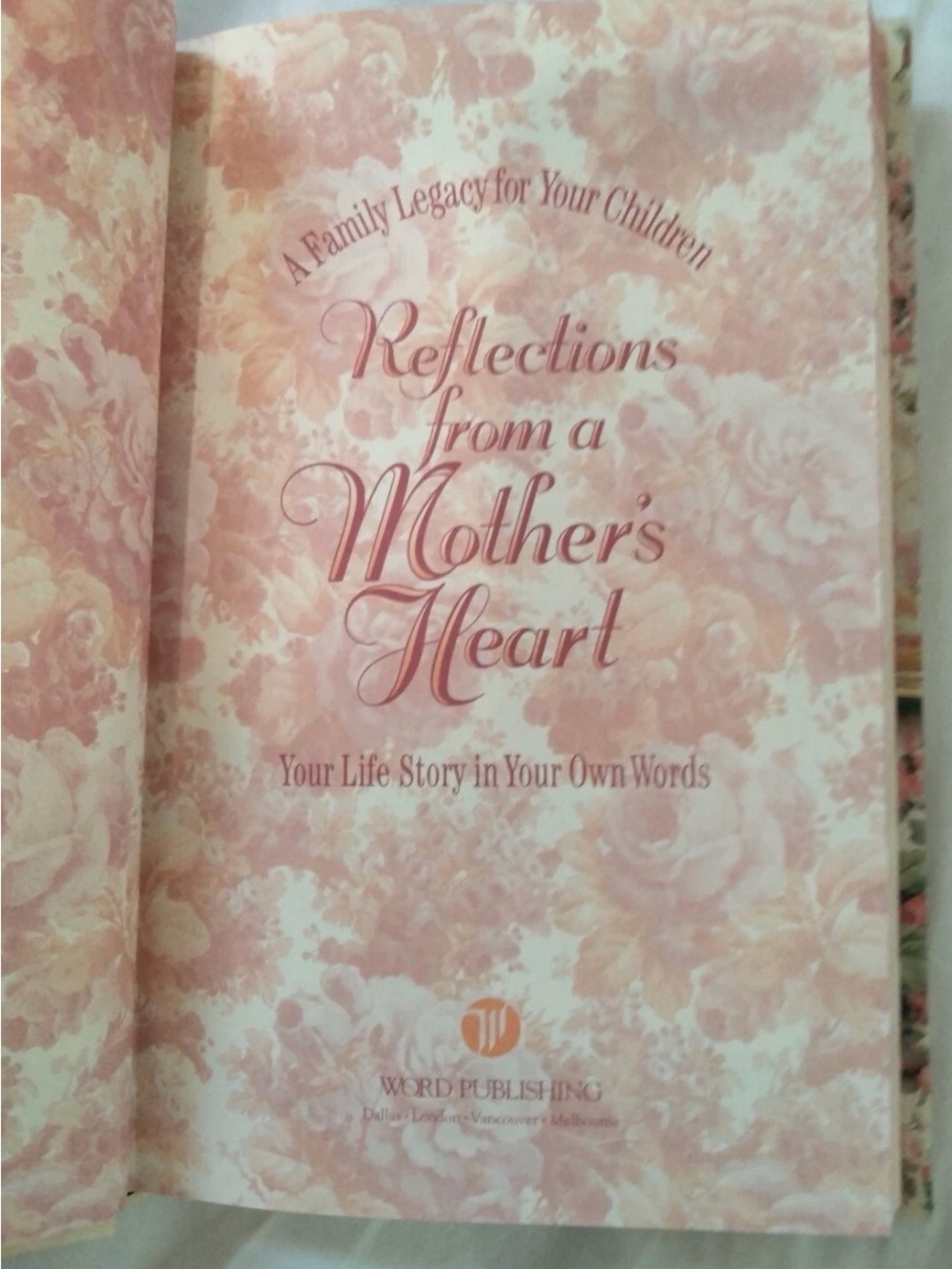 Reflections from a Mother's Heart - Floral Keepsake Journal - Picture 2 of 6